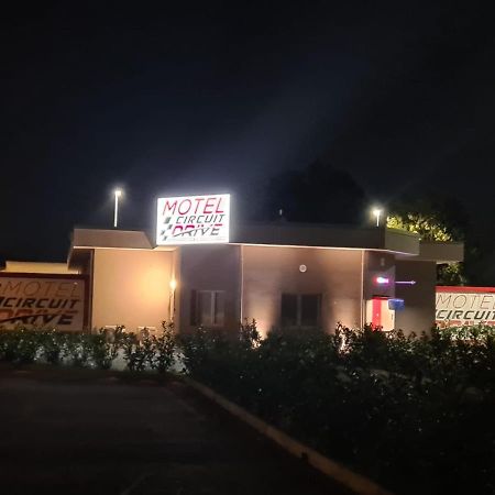 Motel Circuit Drive Cingia De' Botti Dış mekan fotoğraf